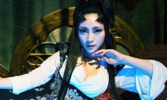 大器尝遍少妇小说山野春情